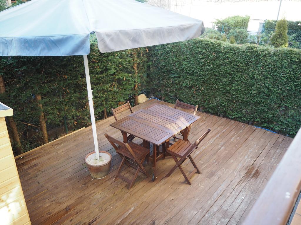 Watching Vilallonga De Ter Apartment Exterior photo